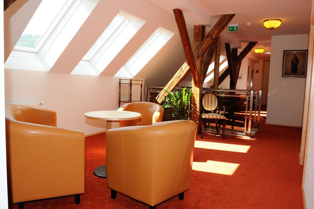 Hotel-Gasthof-Fleischerei - Zur Alten Post Schwanberg Εξωτερικό φωτογραφία