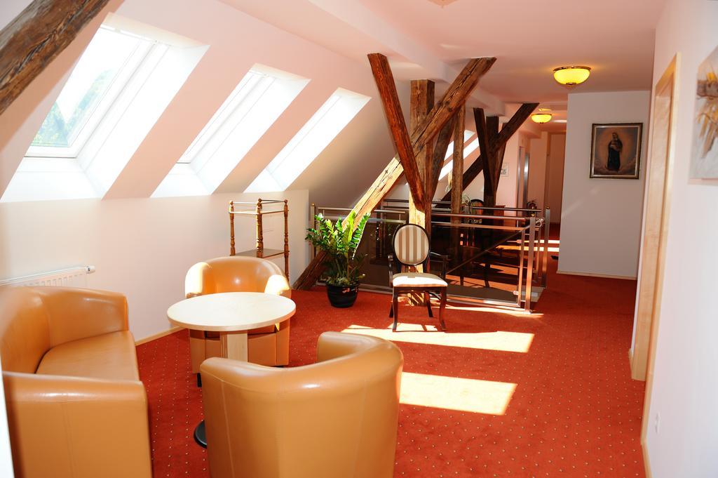 Hotel-Gasthof-Fleischerei - Zur Alten Post Schwanberg Εξωτερικό φωτογραφία